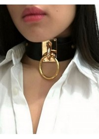 Collier ras de cou large en cuir noir avec anneau Or