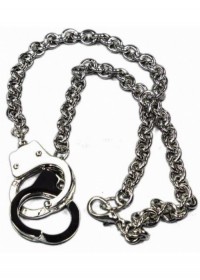 Collier chaine avec deux Menottes métal