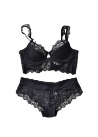 Ensemble noir soutien gorge balconnet + shorty dentelle