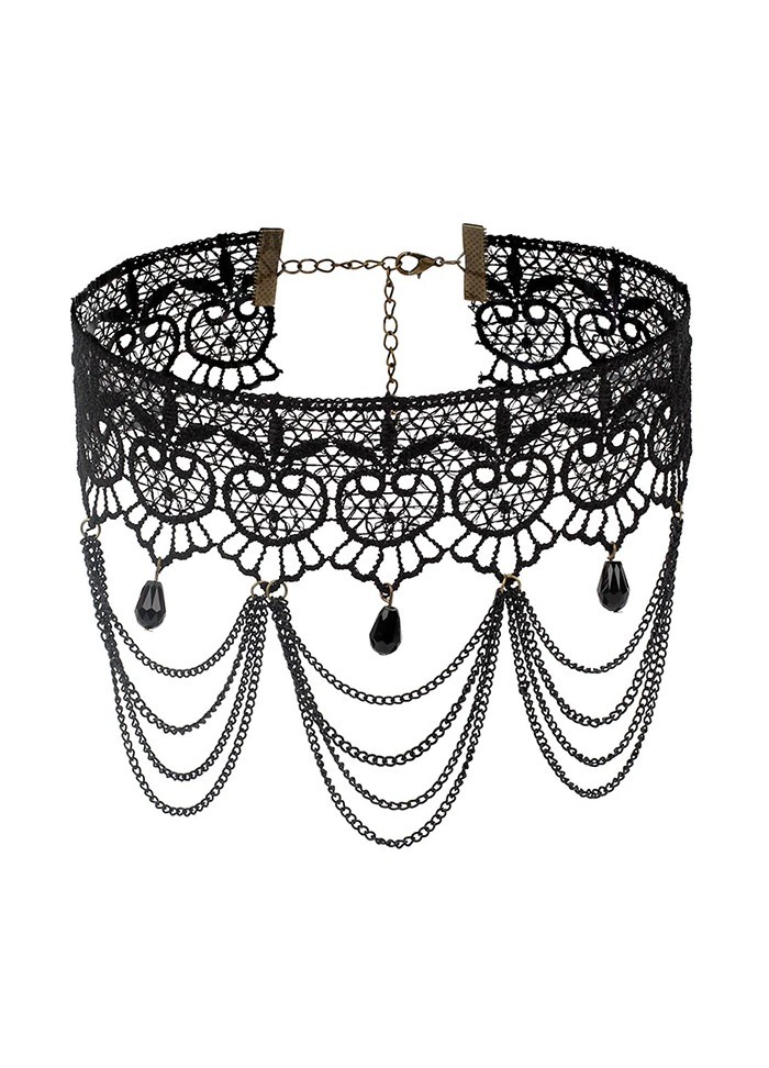 Collier esprit gothique en broderie noire et chainette