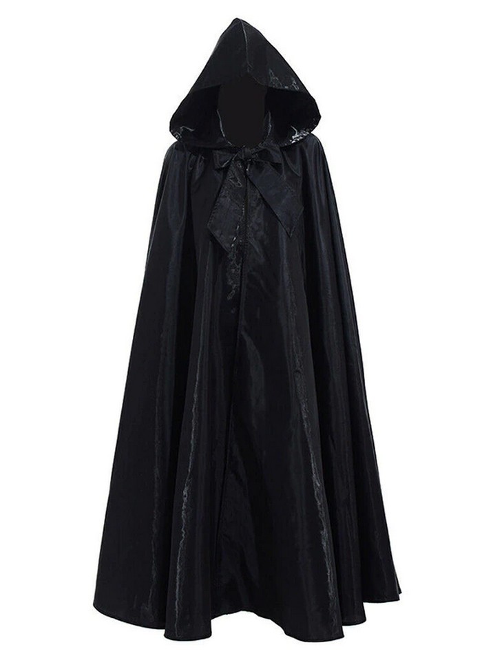 Sophie Libertine Vannes cape a capuche en satin fin noir