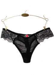 String sexy pour femme en dentelle noire Sophie Libertine Vannes