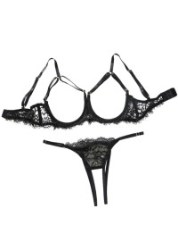 Lingerie coquine pour femme en dentelle noire en vente chez Sophie Libertine Vannes sexshop