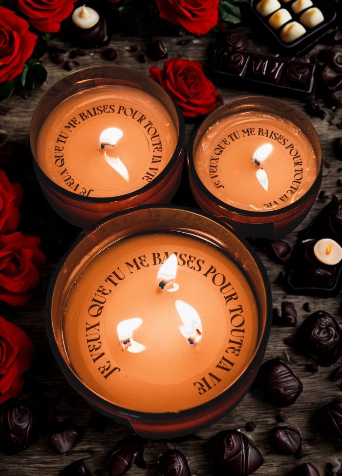 bougie odorante rose et chocolat avec message