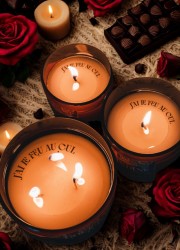 bougie gourgandine roses et chocolat disponible à vannes