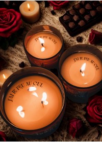 bougie gourgandine roses et chocolat disponible à vannes