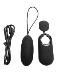 Design chic, plaisir discret : œuf vibrant noir sans fil en vente sur sophielibertine.com.