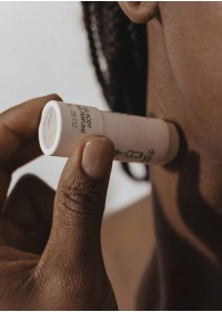 Parfum solide senteur coco pour mettre entre les jambes et sur les zones érogènes