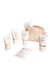 La Trousse Enchantée YESforLOV disponible chez Sophie Libertine Vannes
