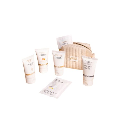 La Trousse Enchantée YESforLOV disponible chez Sophie Libertine Vannes